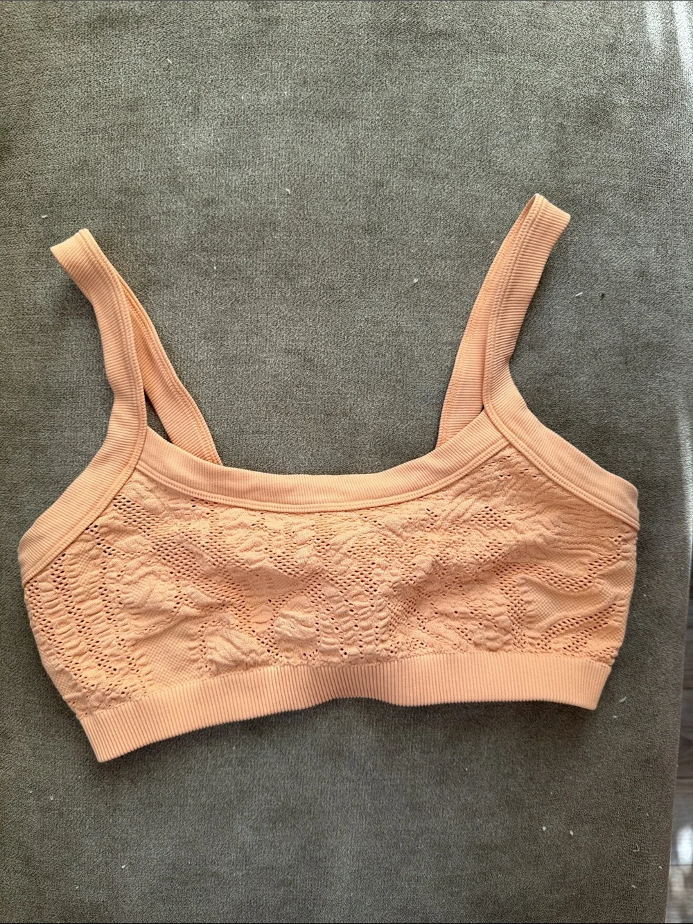 Urban Outfitters bright Peach Lace-Detail Seamless Bralette small activ